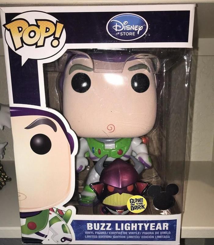 Giant Buzz Lightyear