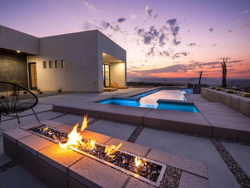 Gorgeous Joshua Tree Airbnb with pool