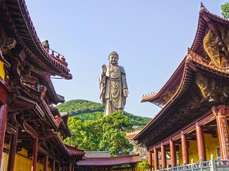 Grand Buddha statue at Ling Shan