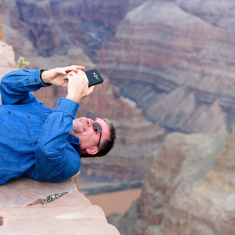 Grand Canyon irresponsible tourist