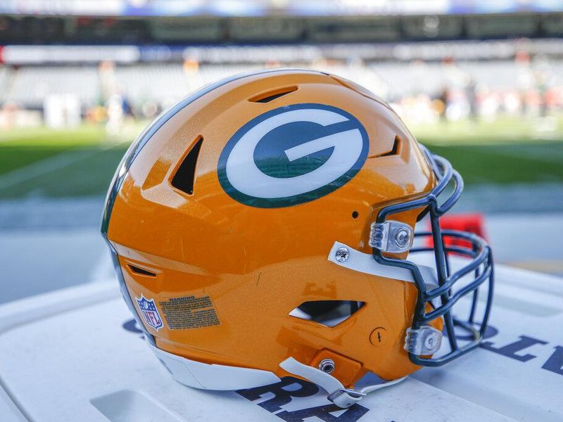 Green Bay Packers logo on helmet