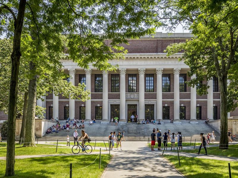 Harvard, one of the most popular colleges for young billionaires