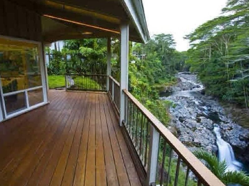 Hawaii Airbnb waterfall