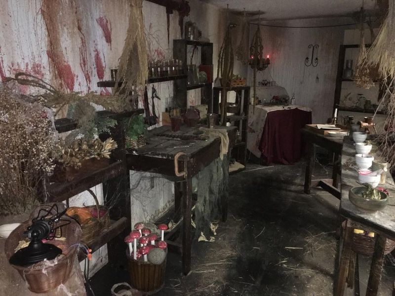 Hellscream Haunted House and Escape Rooms