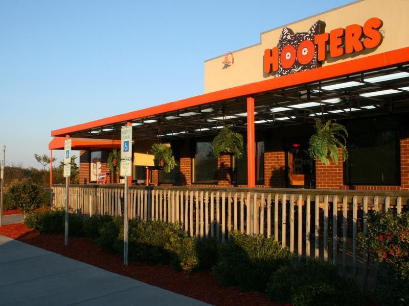 Hooters exterior