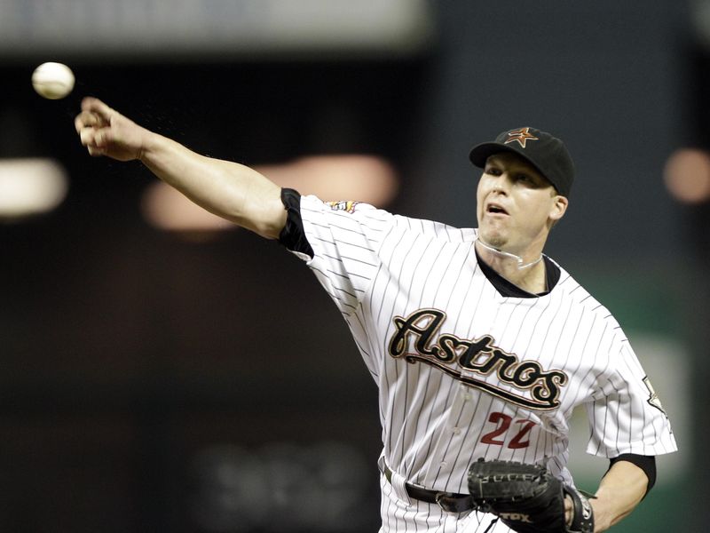 Houston Astros pitcher Matt Lindstrom releases pitch