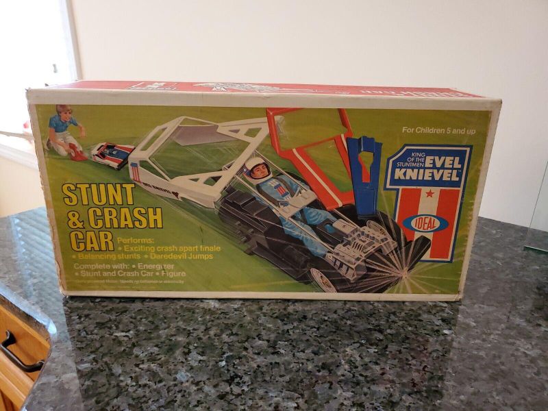 Ideal Evel Knievel Stunt & Crash Car