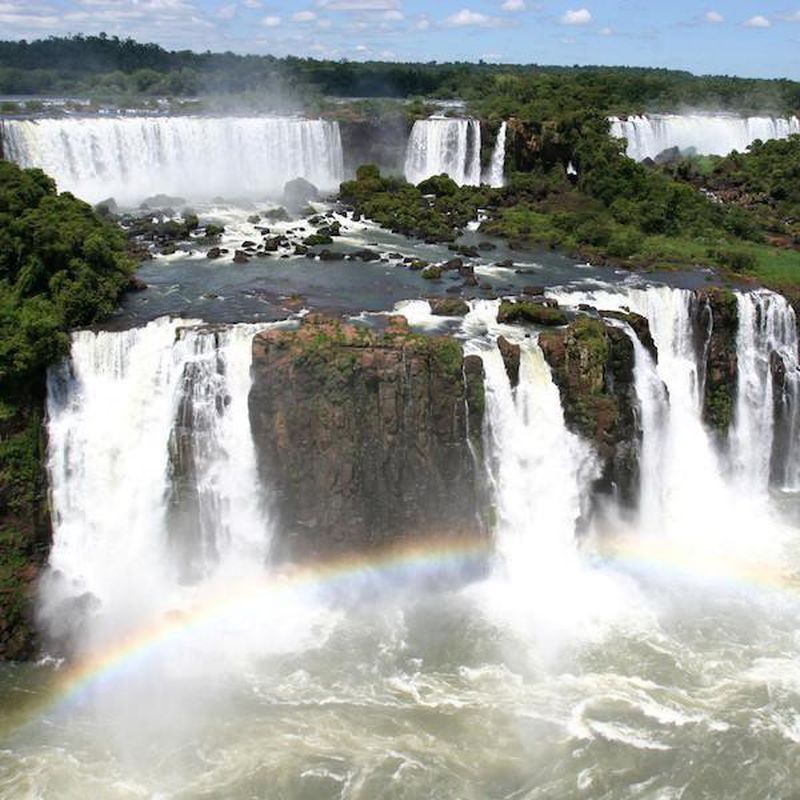 The world's largest waterfall is actually underwater