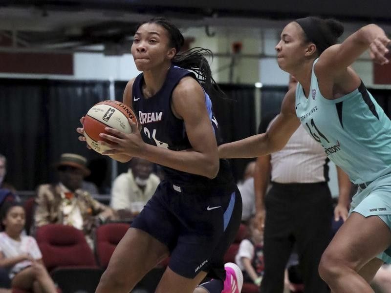 Imani McGee-Stafford in action against New York Liberty