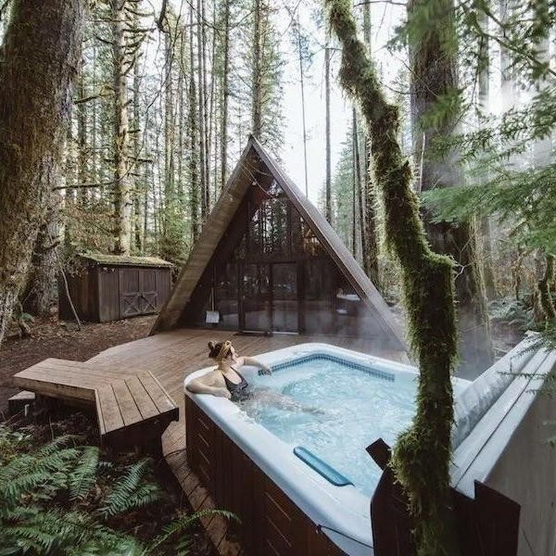 35 Best Airbnb Cabins With Hot Tubs | Far & Wide