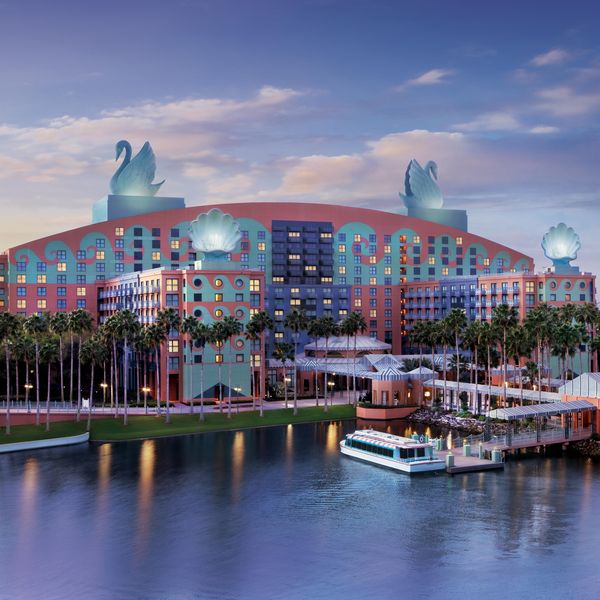 Best Hotels in Orlando for Less Than $300 Per Night