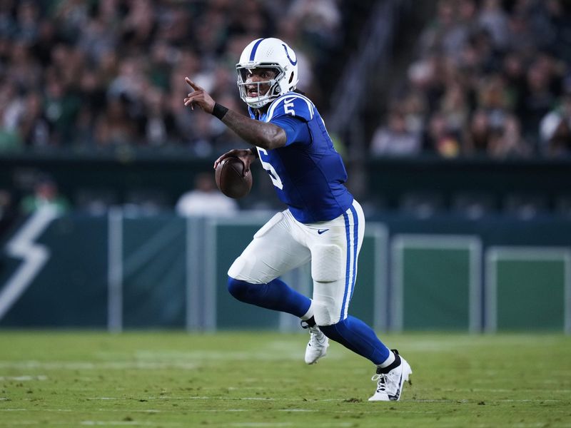 Indianapolis Colts quarterback Anthony Richardson looks to throw