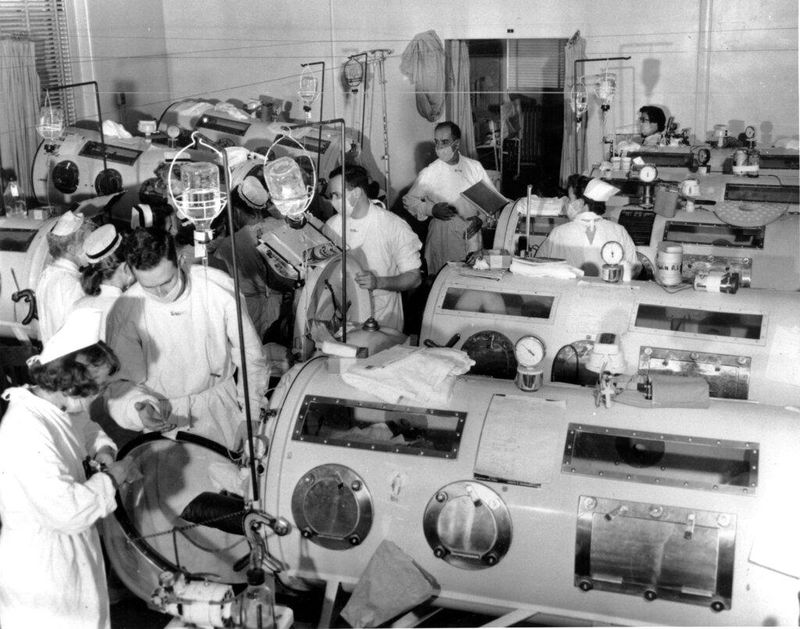 Iron lungs in the 1950s