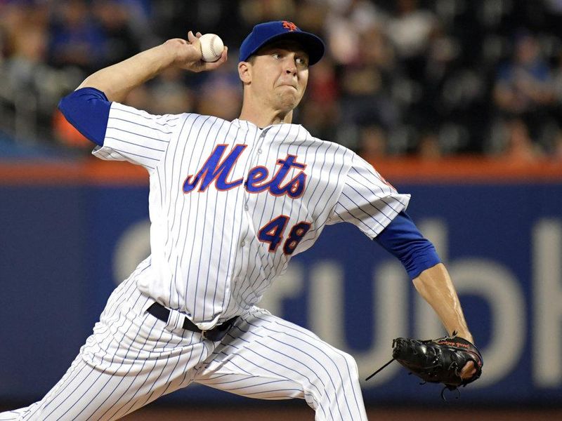 Jacob deGrom pitching for New York Mets