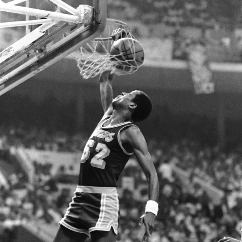 Jamaal Wilkes slam dunks two points