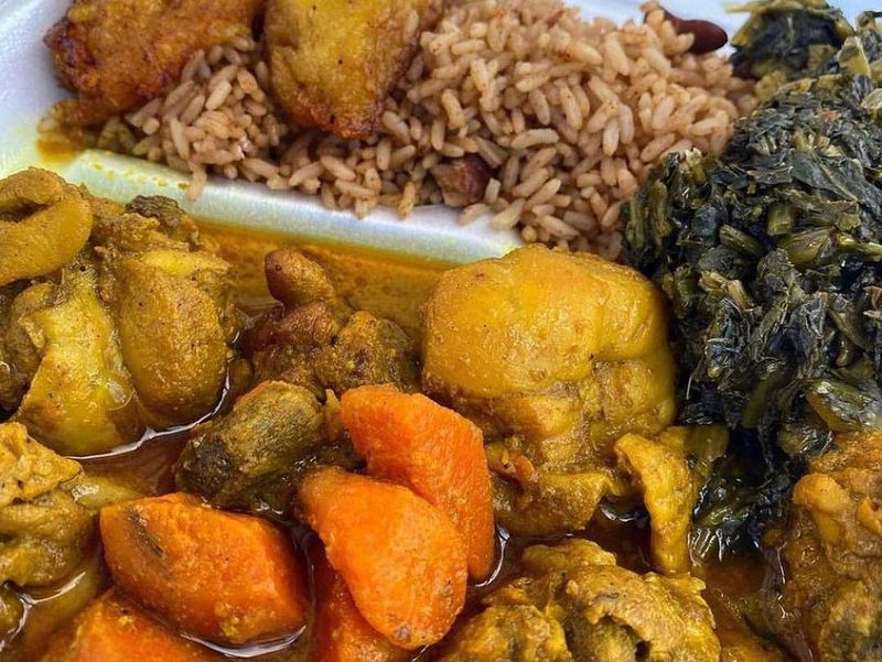 Jamaican chicken, rice and vegetables