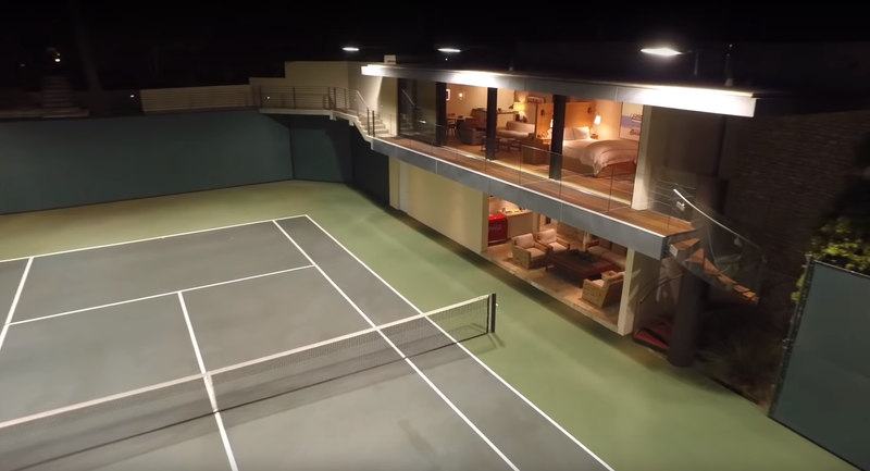 Jennifer Aniston's tennis court