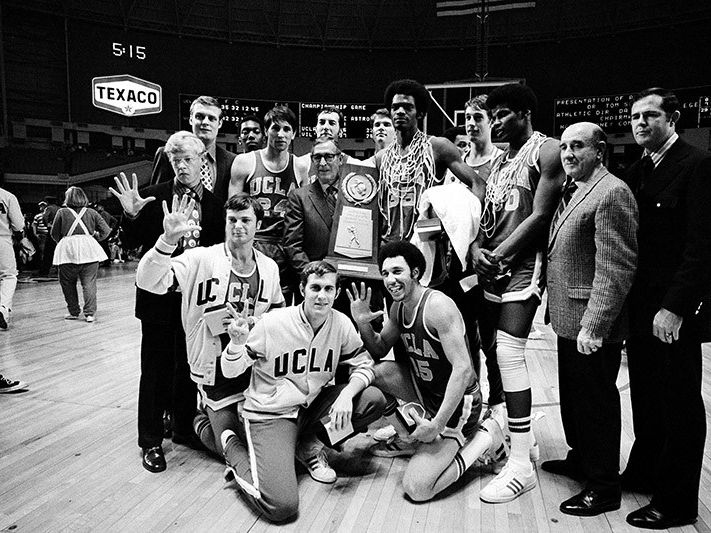 John Wooden and 1970-71 UCLA Bruins
