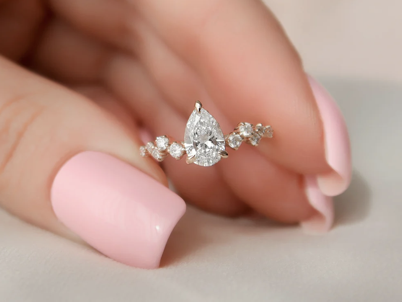 Keyzar Jewelry's Mia diamond ring