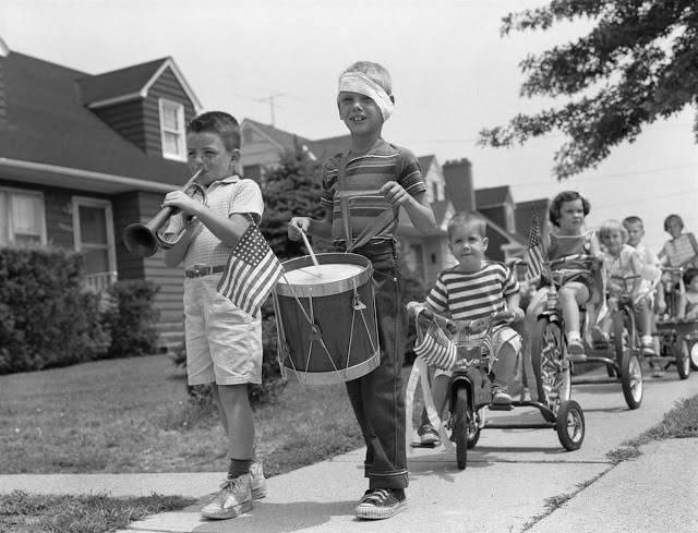 Kiddie parade, 1950s