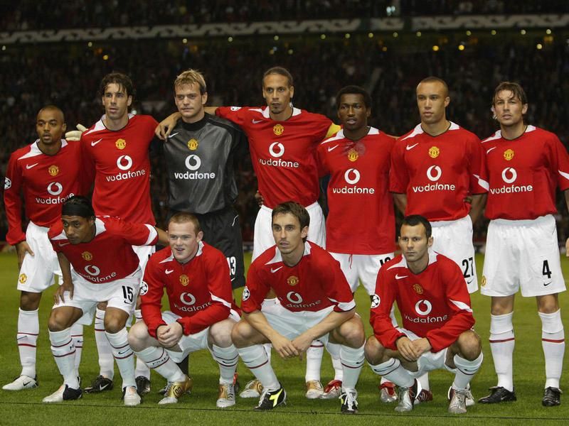Kleberson and Manchester United teammates