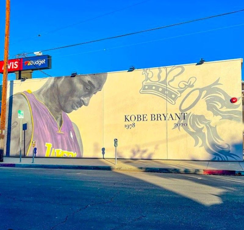 Kobe Bryant Mural in Tarzana