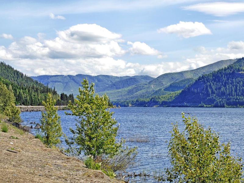 Lake Keechelus Northwest Washington