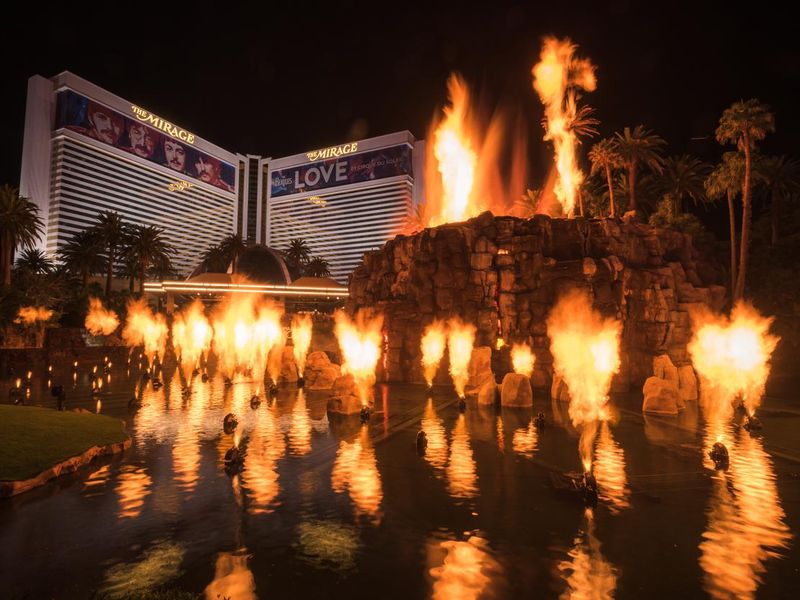 Las Vegas Mirage fire show