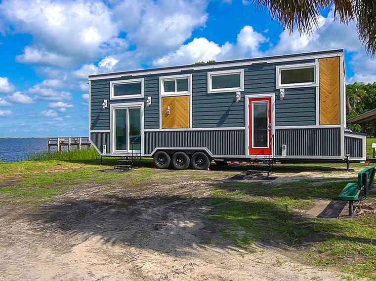 Lee modern, luxury tiny house in Florida