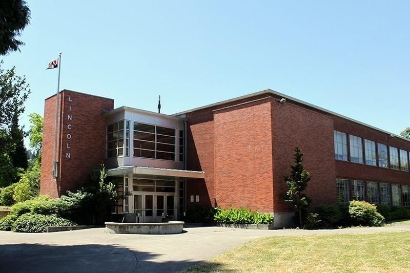 Lincoln High School in Oregon