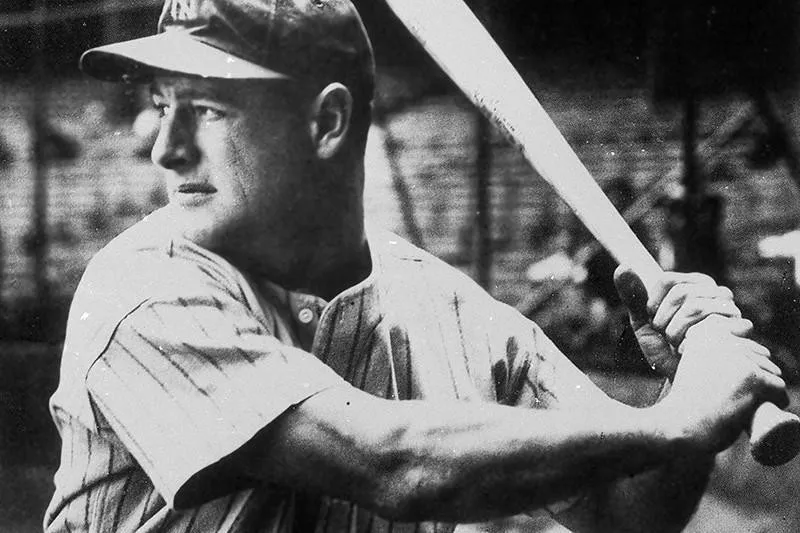 Lou Gehrig played in 2,164 career major league games.