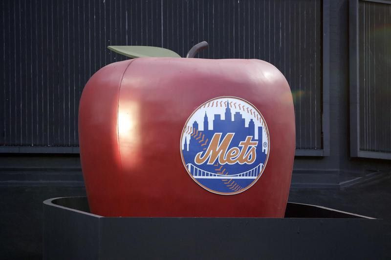 Mets' CitiField apple