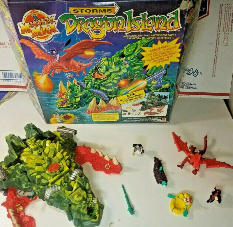 Mighty Max Storms Dragon Island
