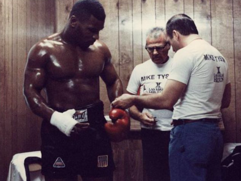 Mike Tyson getting ready ahead of going out and making boxing history
