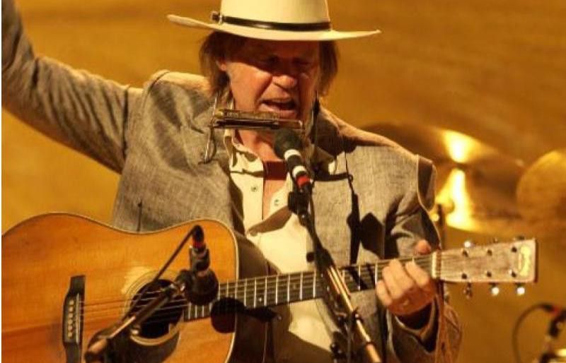 neil young heart of gold