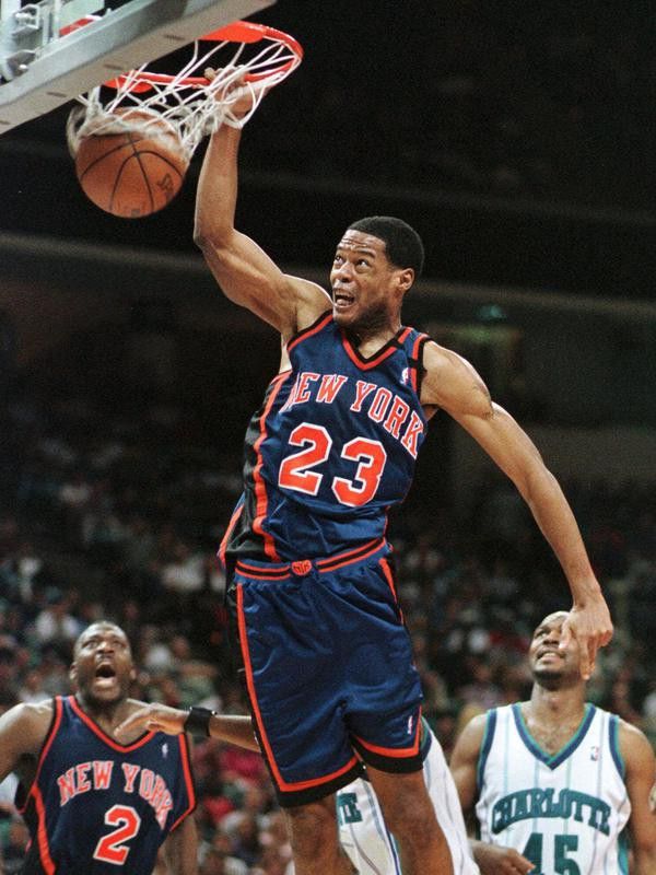 New York Knicks center Marcus Camby dunks