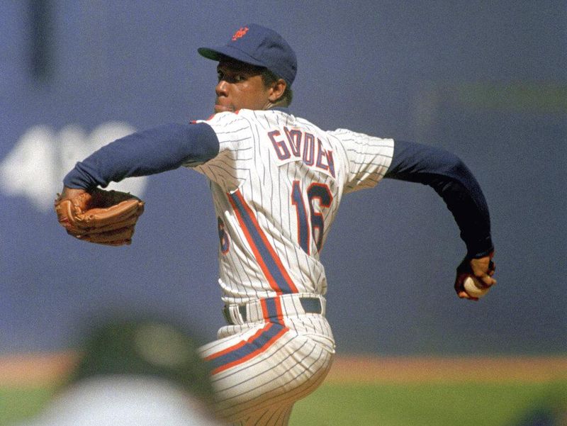 New York Mets pitcher Dwight Gooden in 1985.