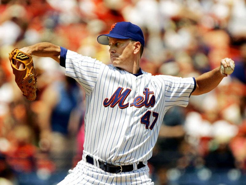New York Mets pitcher Tom Glavine