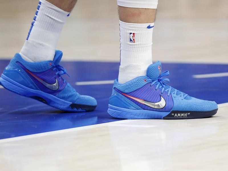 Nike Kobe  4 Protro