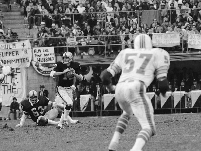 Oakland Raiders quarterback Ken Stabler looks downfield