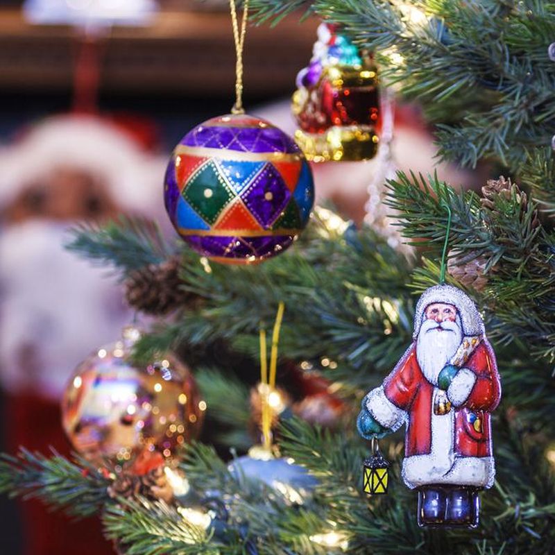 Gorgeous Tin Foil Christmas Tree Ornaments - Happy Hooligans