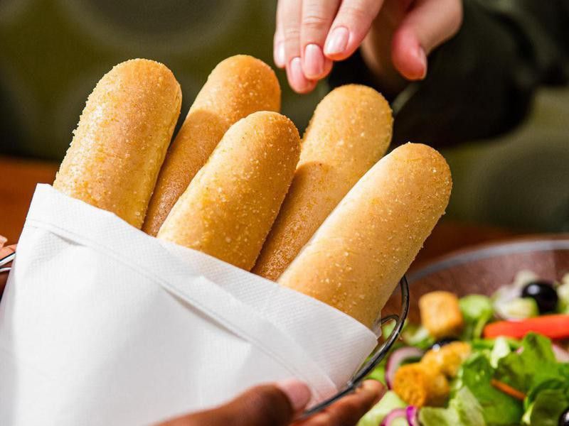 Olive Garden breadsticks
