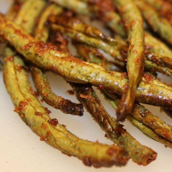 Oven-Roasted Parmesan Green Beans