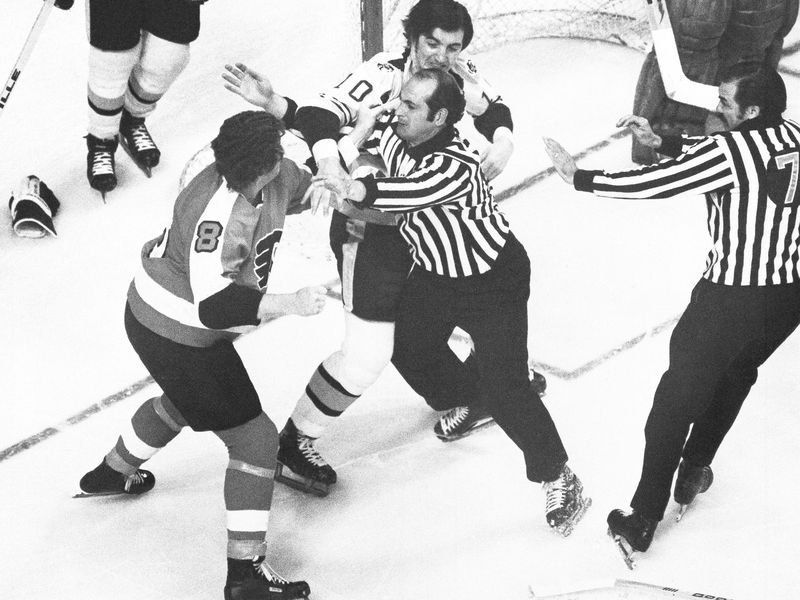 Philadelphia Flyers Dave Schultz engages in fighting