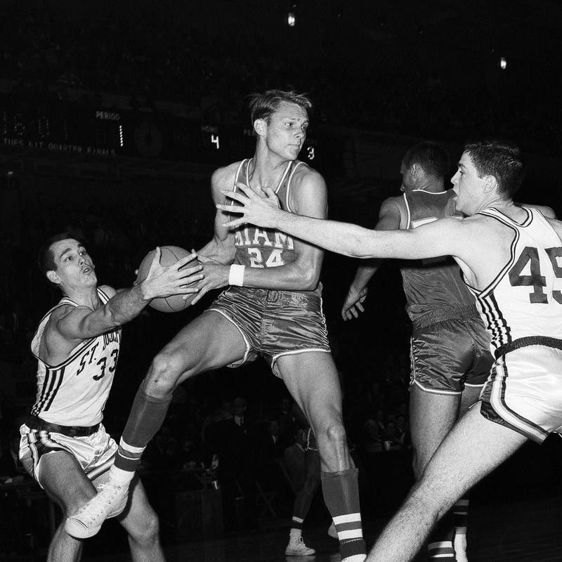 Rick Barry in 1964