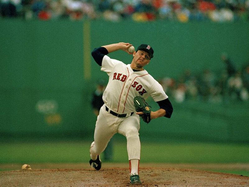 Roger Clemens pitching for Boston Red Sox
