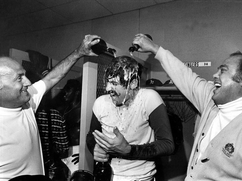 Rollie Fingers gets drenched in champagne