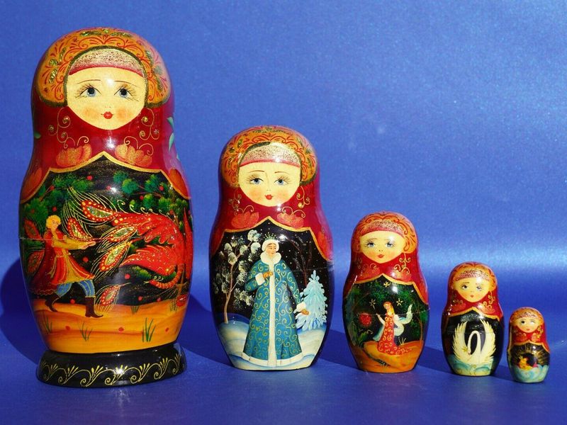 Russian dolls by Frolova