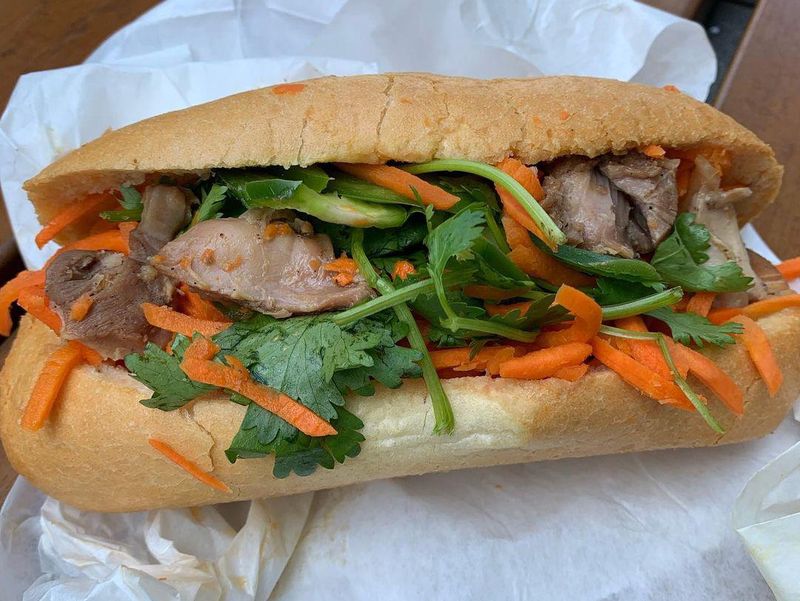 Saigon Sandwich bahn mi