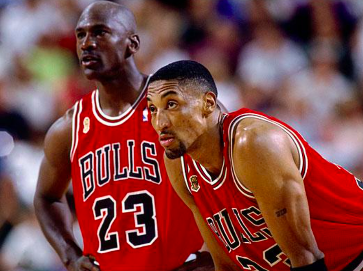 Scottie Pippen looking out with Michael Jordan
